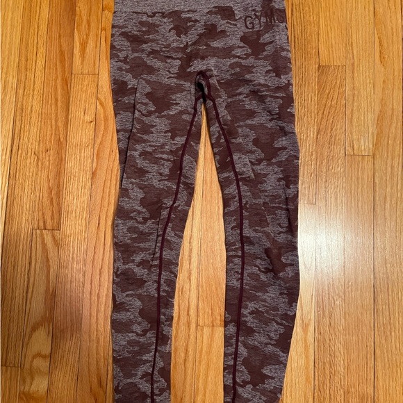 Gymshark Adapt Camo Leggings - Picture 5 of 6